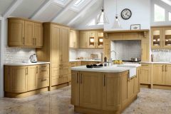 Tuscany-Lissa-Oak-Kitchen